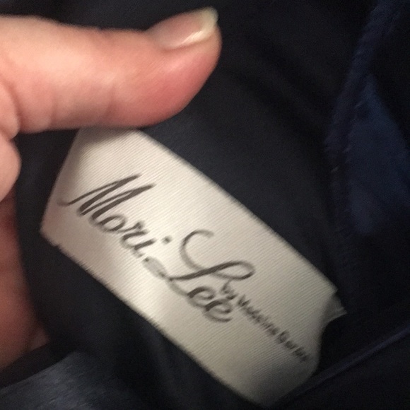 Beautiful prom gown - Picture 13 of 16